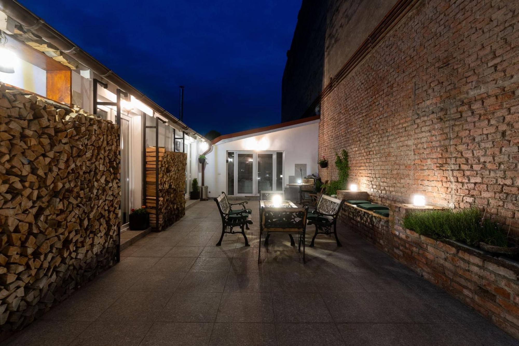 The Open Space Fagaras Exterior photo
